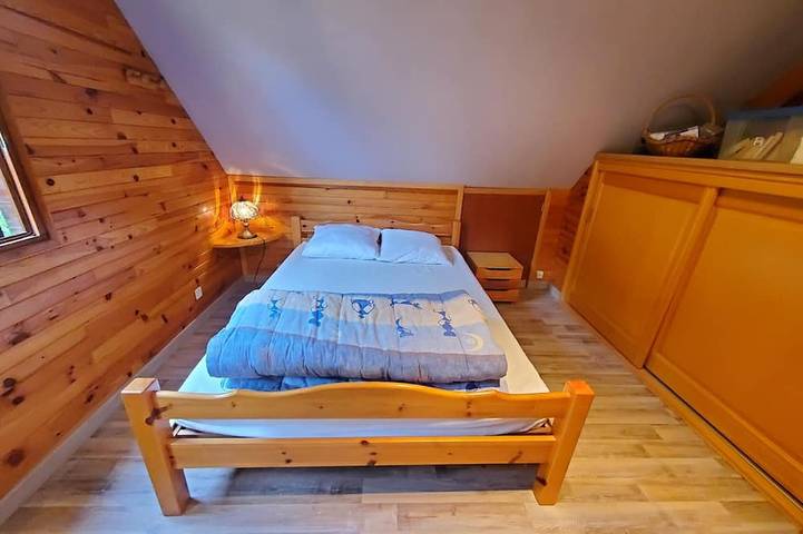 Wunderschönes Ferienchalet (Sapinière) in Super Besse, Besse-et-Saint-Anastaise