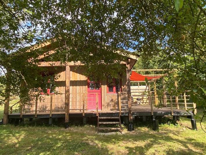 Gîte pour 4 personnes, avec vue ainsi que terrasse et jardin à Chauvé