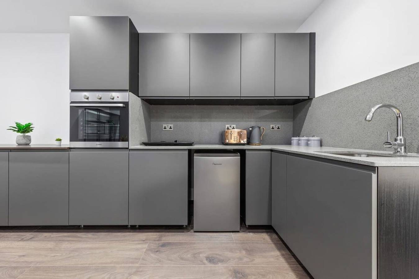 Entire apartment, Luxury Studio Flat Golders Green Central London in London, South East England