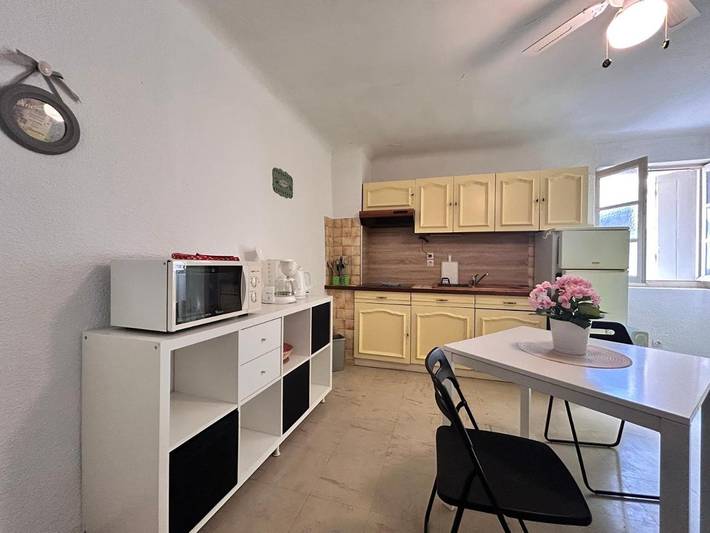 Gîte pour 2 personnes dans Arenes D Arles