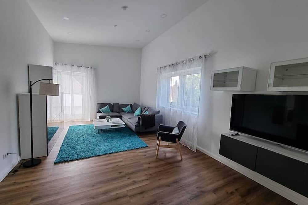 Ganze Wohnung, \"Sonnendeck\" - Moderne Ferienwohnung in Varel in Langendamm, Varel