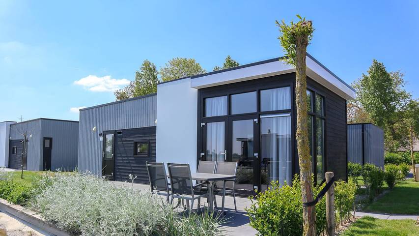 Ferienhaus für 4 Personen, mit Balkon/Terrasse und Terrasse sowie Garten in Nieuwvliet