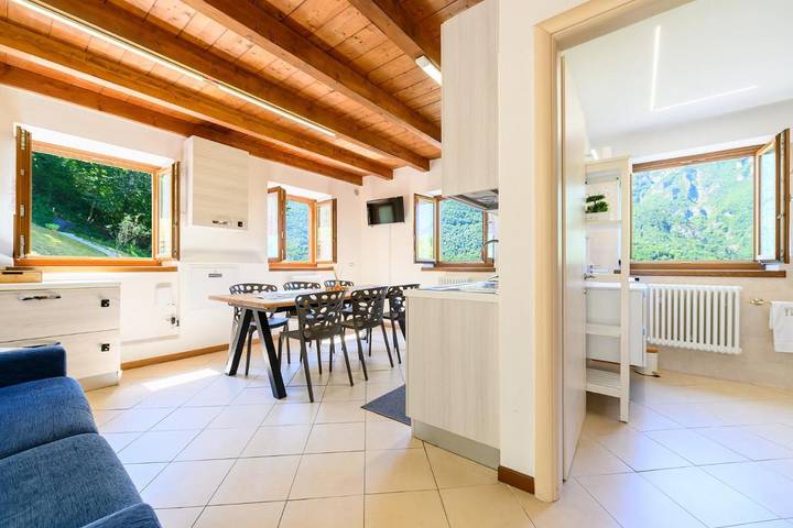 Casa de vacaciones para 6 personas, con vistas y piscina además de terraza y jardín - 1