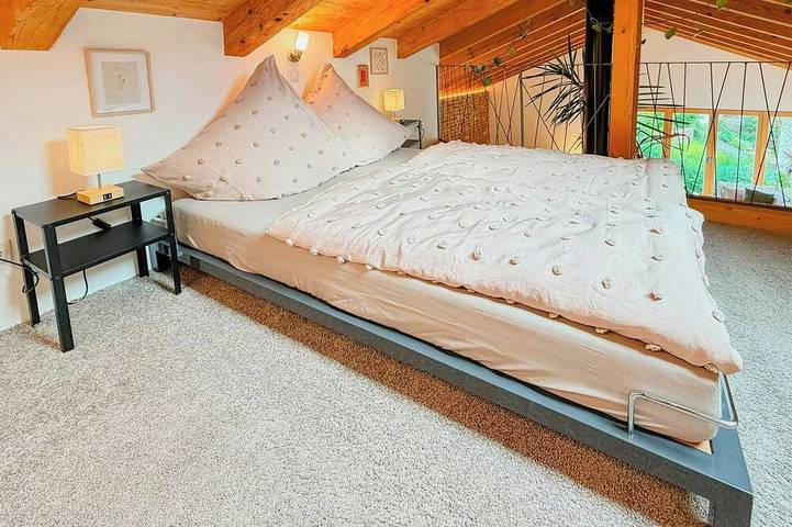 Loft mit Seerosenteich und Bergalmen in Hausham, Alpenland Tegernsee Schliersee