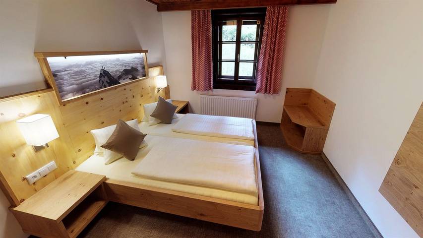 Hütte für 7 Personen, mit Ausblick und Garten, kinderfreundlich in Heiligenblut - 4