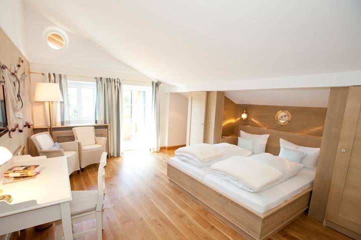 BnB für 3 Personen, mit Ausblick und Sauna sowie Garten am Tegernsee - 4