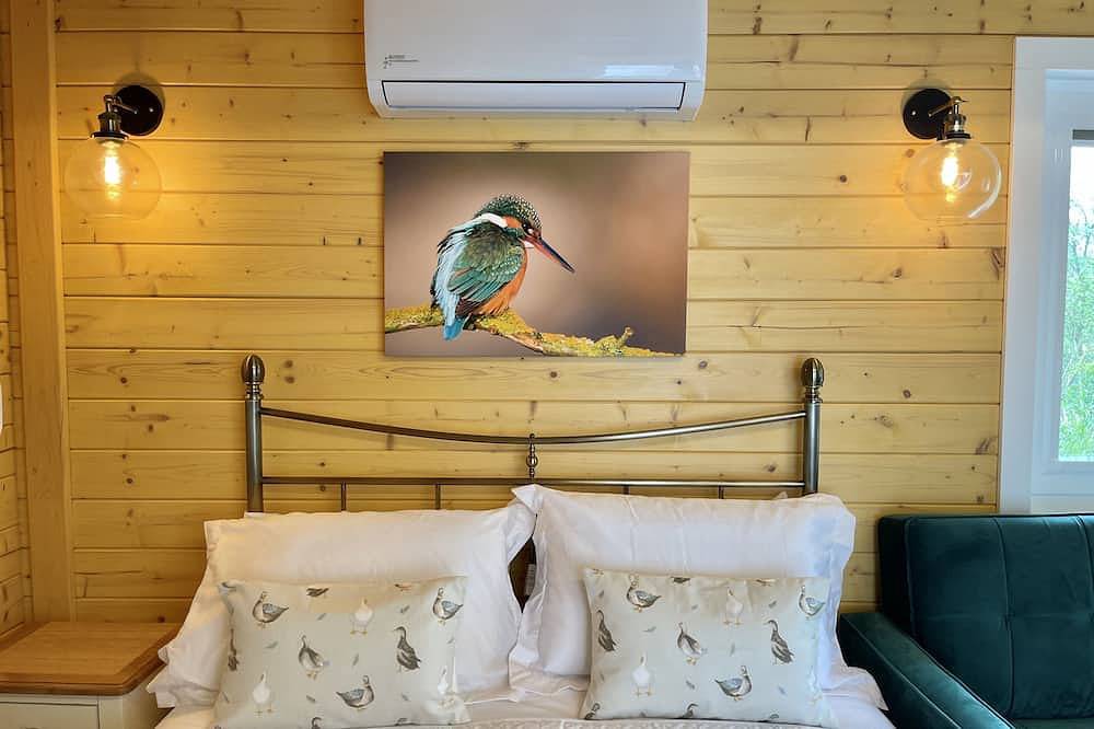 Entire apartment, Beautiful studio style lodge, located in the Kent countryside in Kent