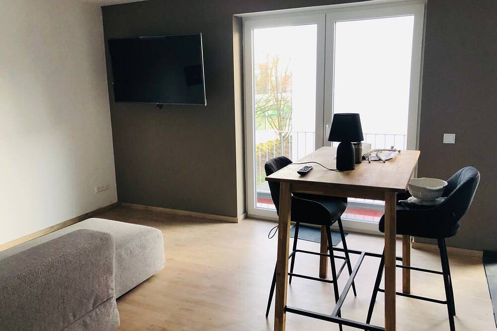 Ganze Wohnung, 50qm Suite in Heilbronn mit eigener Tiefgarage. Wohnen auf Zeit in Heilbronn a.N in Böckingen, Heilbronn