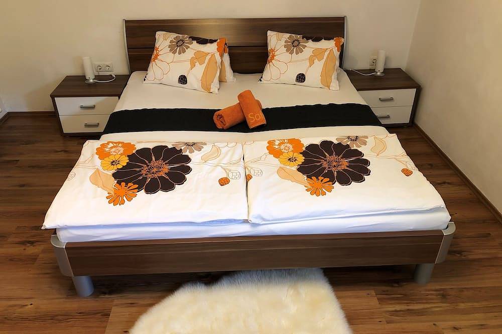 Ganze Wohnung, Ahorn, 120m²,Schwendau/Hippach, 2,5km vom Skigebiet entfernt im Landhaus Daum in Tuxer Alpen, Schwendau