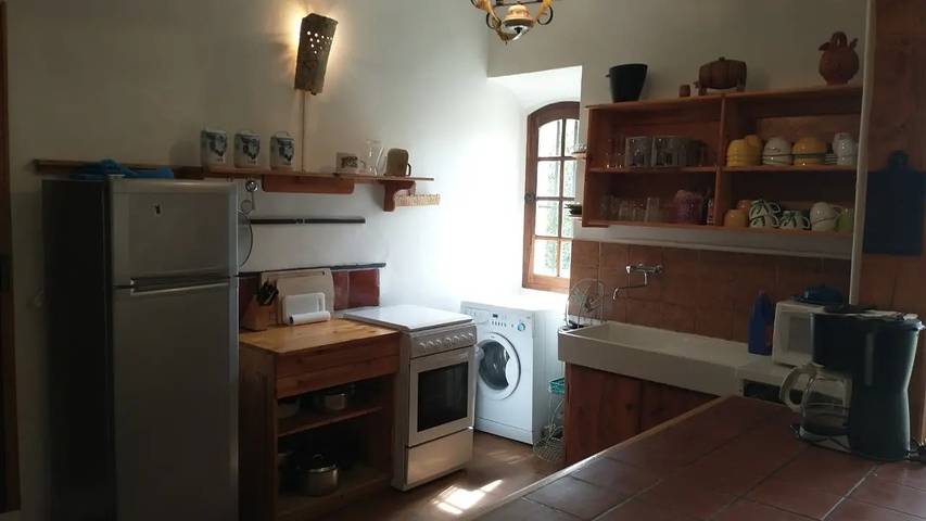 Location de vacances pour 10 personnes, avec piscine et jardin à Allemagne-en-Provence - 4