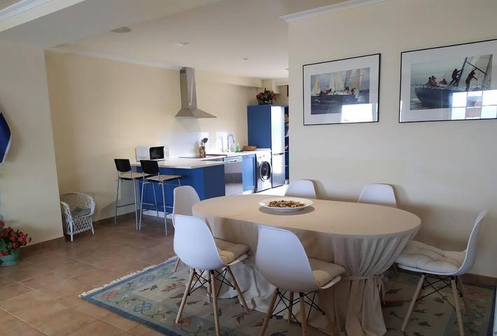 Apartamento de vacaciones para 9 personas, con terraza y vistas - 1