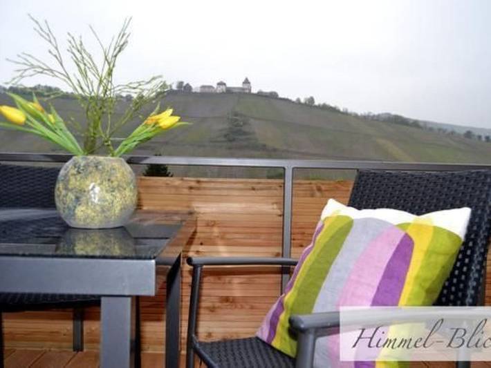 Ferienwohnung für 4 Personen, mit Balkon und Terrasse sowie Ausblick in Pünderich