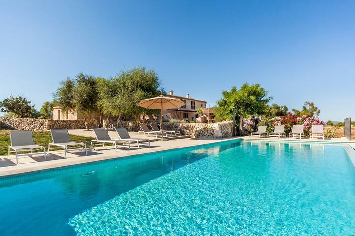 Rustic country house with pool - Villa Turonet in Vilafranca de Bonany, Majorca Center
