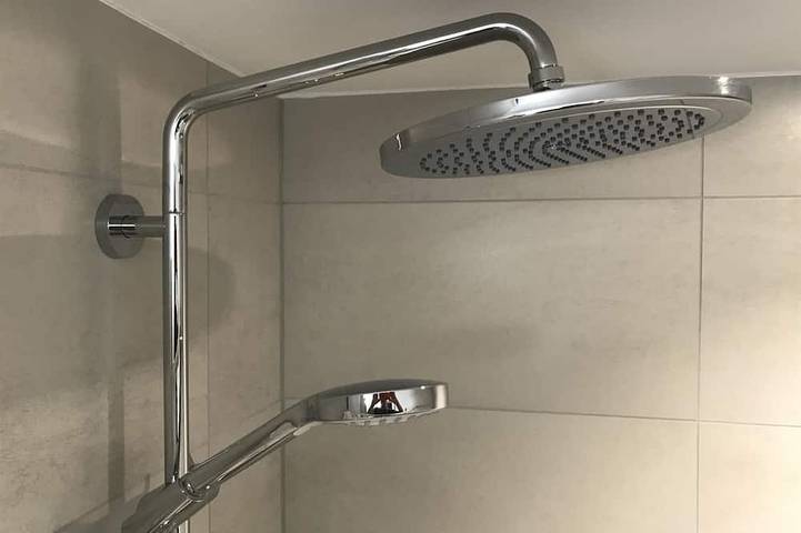 Ganze Wohnung, Almenrausch 1. Og Süd-Ost Appartement/Fewo, Bad, Wc in Riederalp, Aletsch Arena