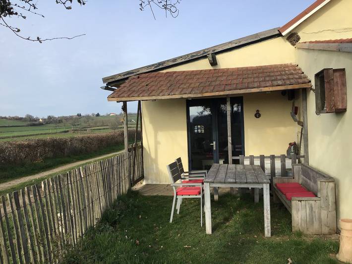 Gîte pour 6 personnes, avec Piscine à Lanty