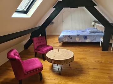Chambre d’hôte pour 5 personnes, avec terrasse ainsi que jardin et vue, animaux acceptés dans Parc naturel régional de la Haute Vallée de Chevreuse