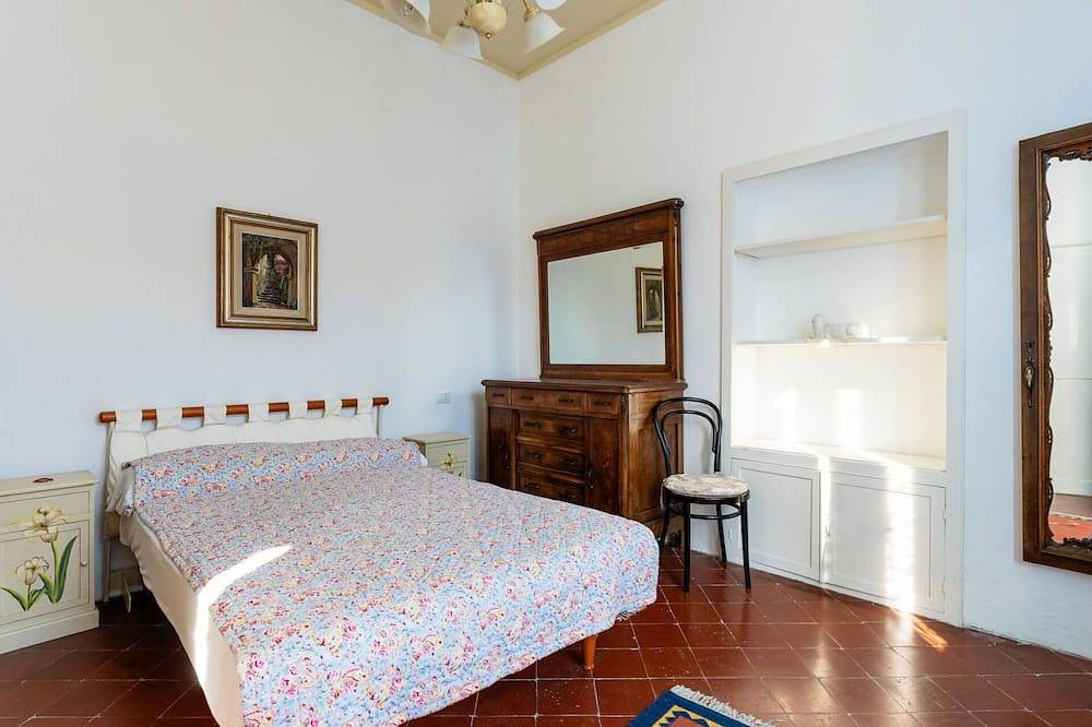 Entire apartment, Beautiful apartment for 6 people with Wifi, A/C, balcony and pets allowed in San Bartolomeo al Mare (City), San Bartolomeo al Mare