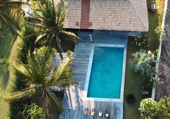 Chambre d’hôte pour 2 personnes, avec vue et terrasse ainsi que piscine et jardin, animaux acceptés