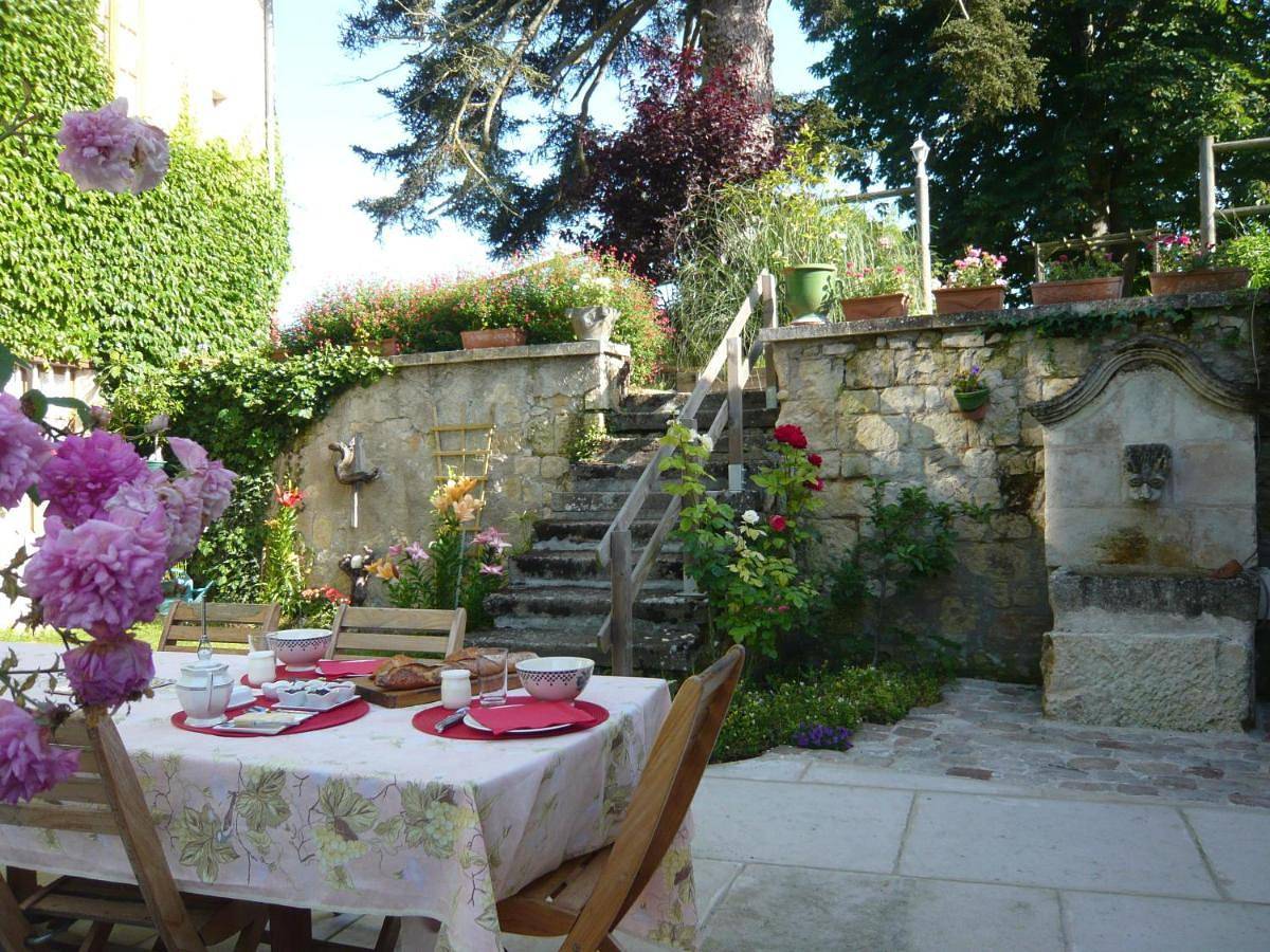 Chinon Manoir de l'Abbaye in Seuilly, Vallée de la Loire