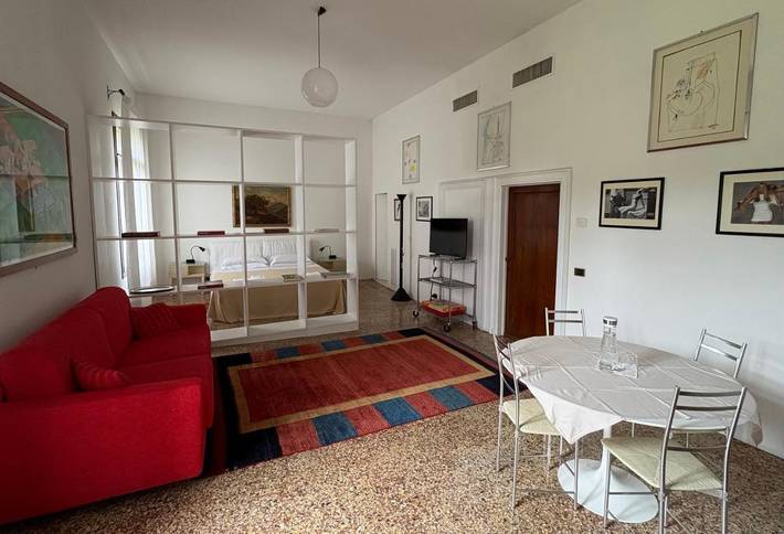 Location de vacances pour 4 personnes, avec Jardin et Vue à Rosà