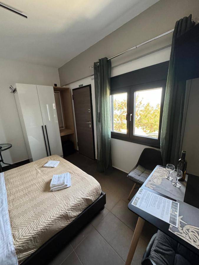 Gîte pour 2 personnes, avec jardin dans Myrtos - 3