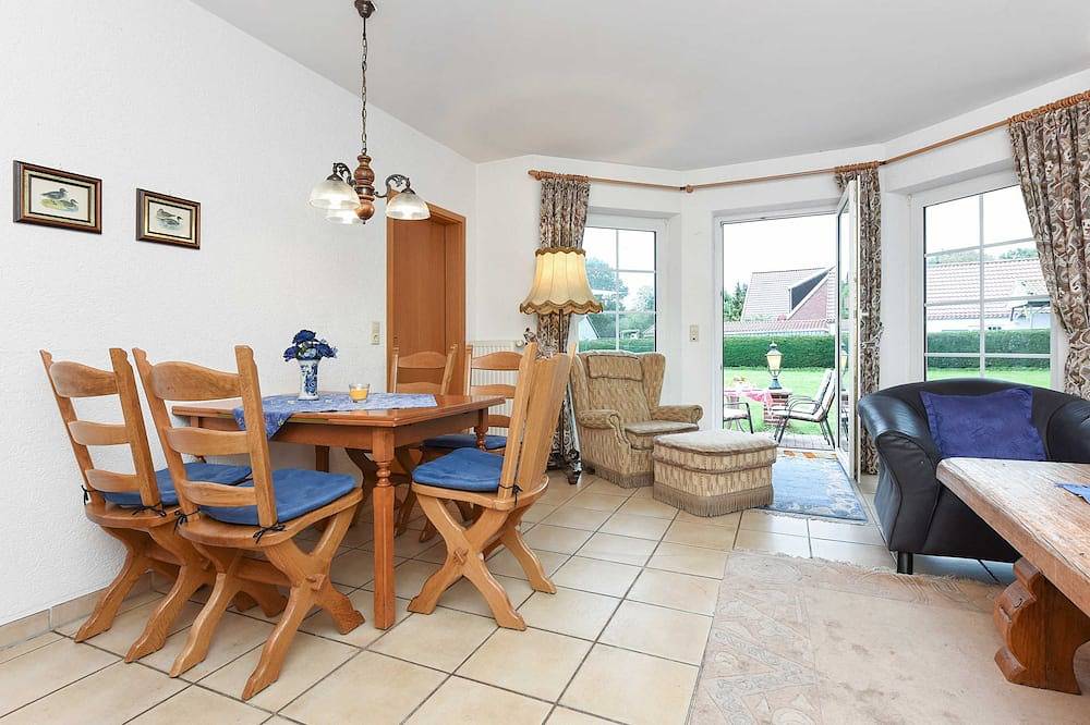 Ganze Wohnung, Ferienwohnung Löwenzahn - Ferienwohnungen Kornblume und Löwenzahn im Haus in Dunum, Landkreis Wittmund