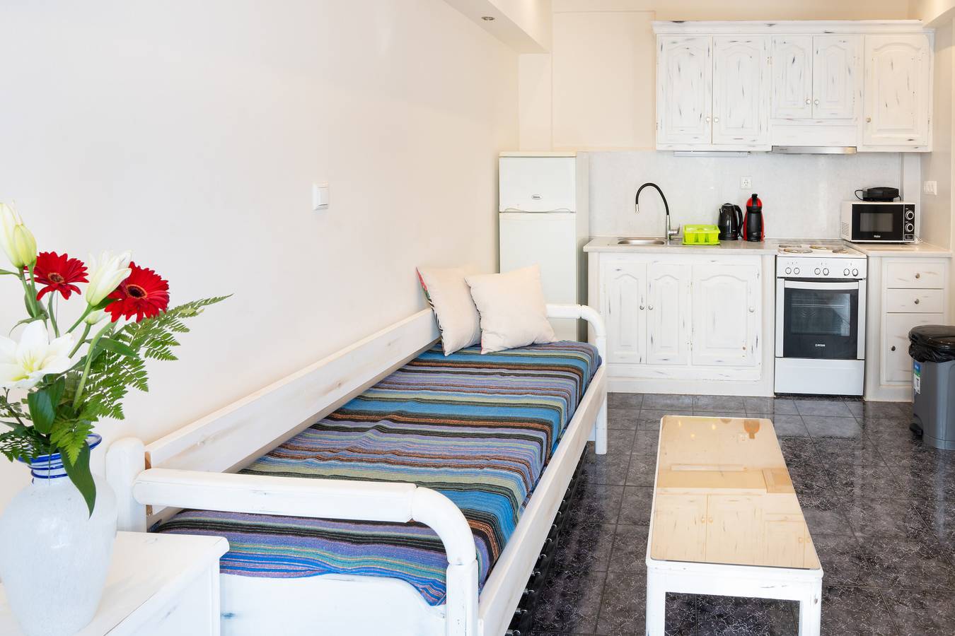 Hel leilighet, Apartment 'Lethe House' with Balcony, Wi-Fi and Air Conditioning in Naxos By, Kykladene
