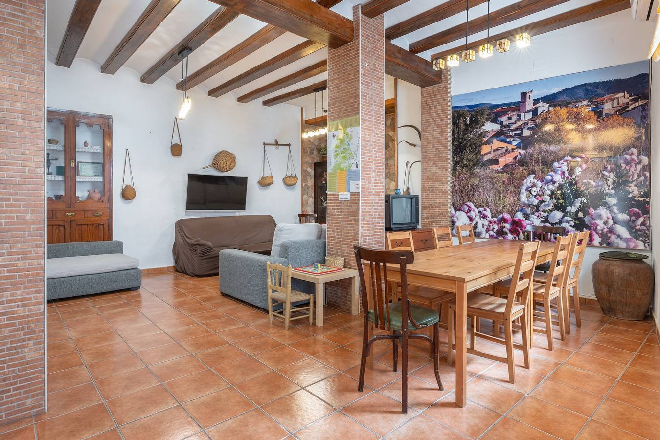 Apartamento entero, Apartamento 'Cazuma' con Wi-Fi y aire acondicionado in Bicorp, Provincia de Valencia
