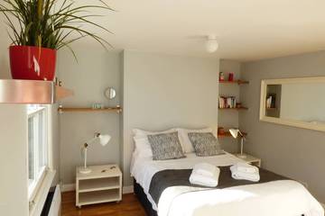 Apartment for 5 People in Tower Hamlets, London, Photo 1