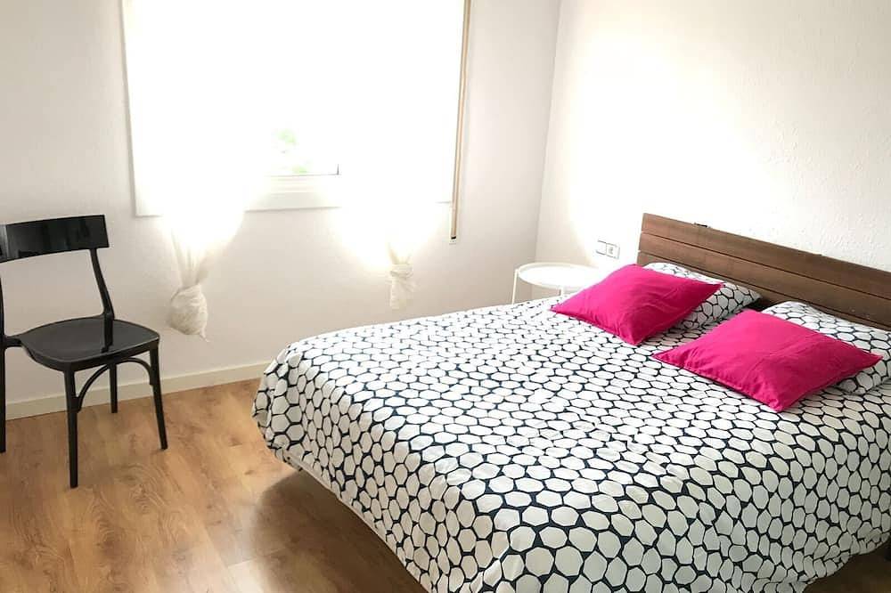 Apartamento entero, Cómodo y luminoso apartamento a 20 minutos del centro de Barcelona in Alella, Costa del Maresme