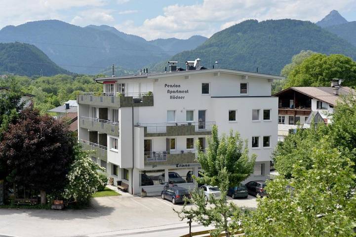 Apartmenthotel für 10 Personen, mit Balkon und Garten sowie Ausblick