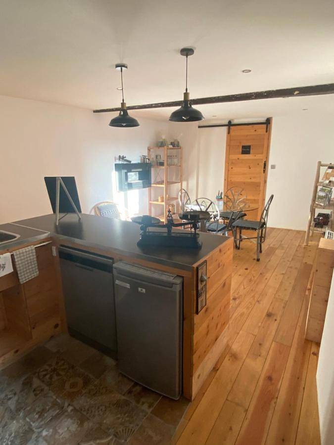 Cottage pour 2 personnes, avec jacuzzi, animaux acceptés à Volonne