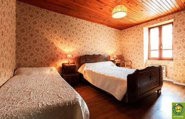 Gîte pour 9 Personnes dans Charbonnières-les-Vieilles, Massif central, Photo 4