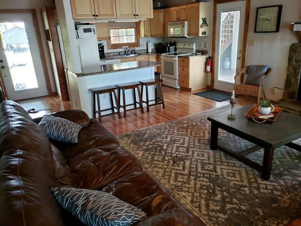 Vacation House for 12 Guests in Norris Lake, Union County (TN)