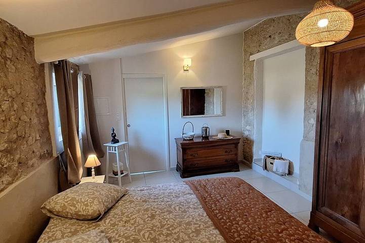 Appartement entier, Loue dans Mas Provençal au cœur du Luberon, appartement 2 Pièces in Pertuis, Parc naturel régional du Luberon