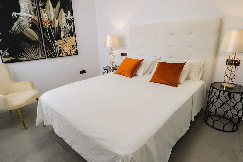 Entire apartment, New, modern and central apartment two minutes from the beach. in San Juan de los Terreros, Pulpí