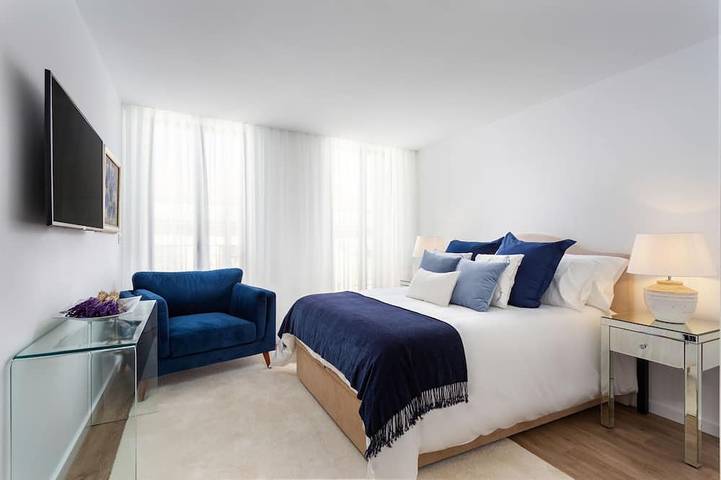 Entire apartment, Stupendo-3br-suite & Terrace- Center- A/conditioning in São João (Lisbon), Penha de França