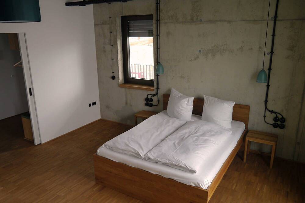 Ganze Wohnung, Die Komfortablen (07) - Z1-Das Haus in Zwenkau, Zwenkauer See