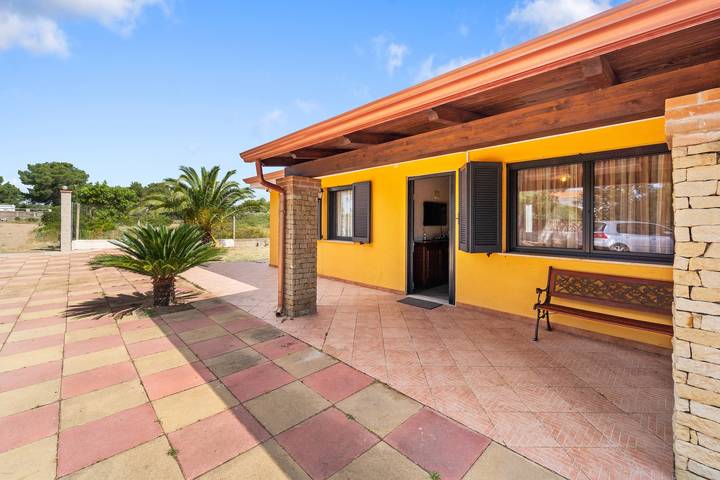 Casa vacanza per 8 persone, con Giardino a Porto Pino