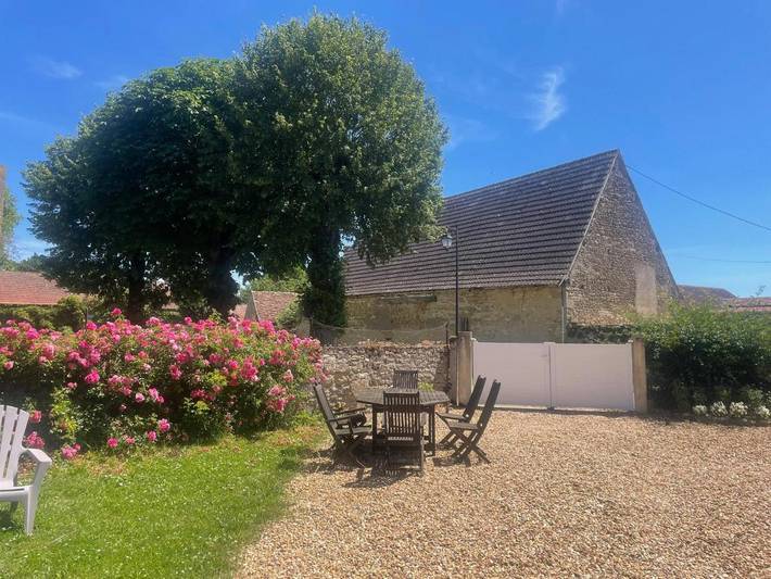 Chambre d’hôte pour 2 personnes, avec jardin dans Saint-Amand-Montrond - 2