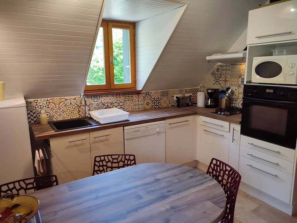 Gîte des Hauts d'Ouzous, 2 chambres, Spa, proche Argelès-Gazost in Ouzous, Pyrénées