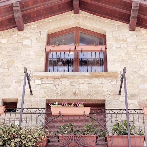 Casa rural para 12 personas, con vistas y terraza en Mendigorría