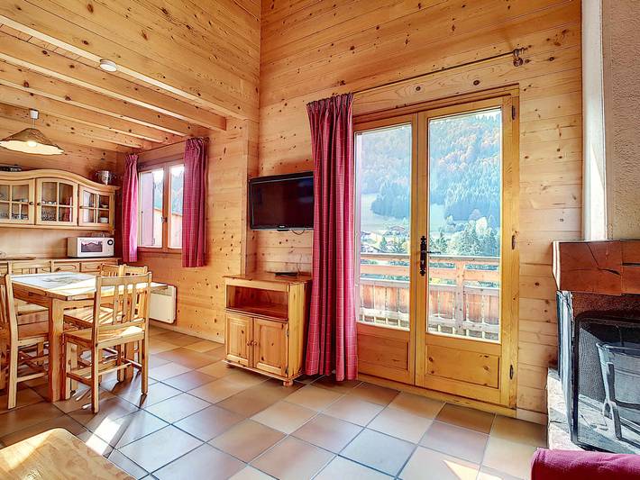 Chalet pour 6 personnes, avec balcon, animaux acceptés à La Clusaz - 2