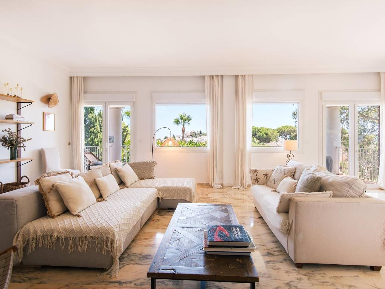 Ferienhaus für 10 Personen mit Balkon/Terrasse in Málaga (Este), Malaga