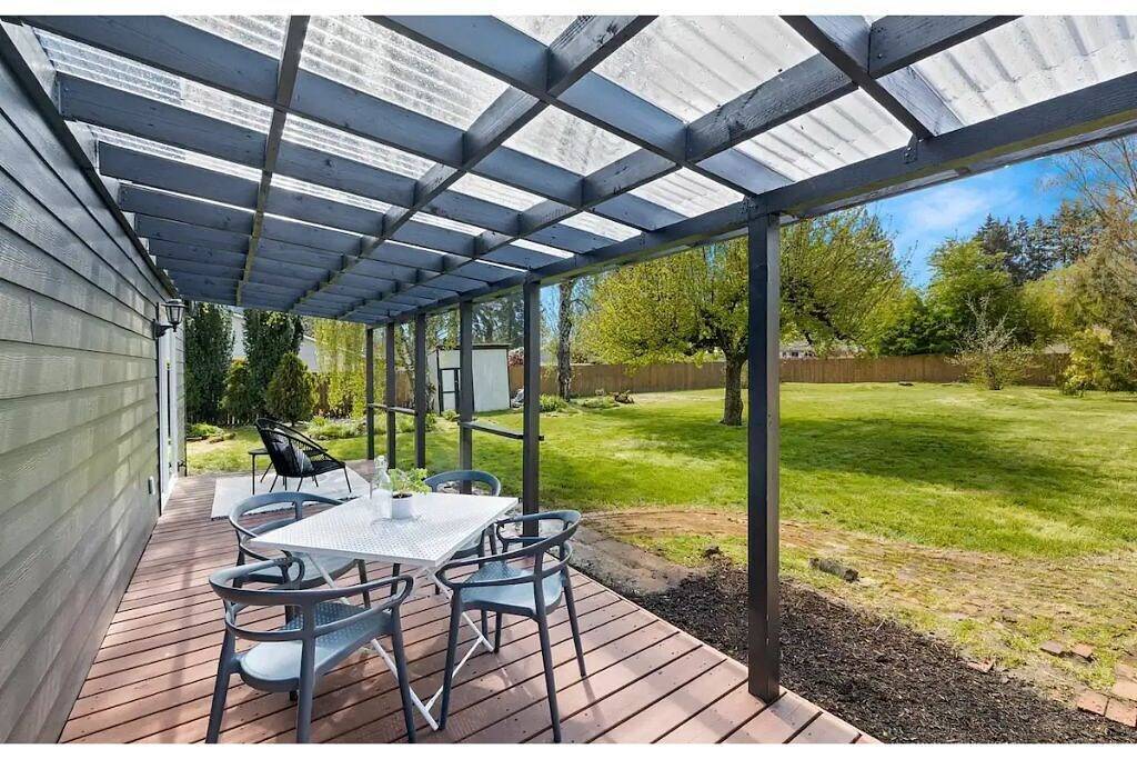 Vacation Home for 6 Guests in Beaverton, Willamette Valley