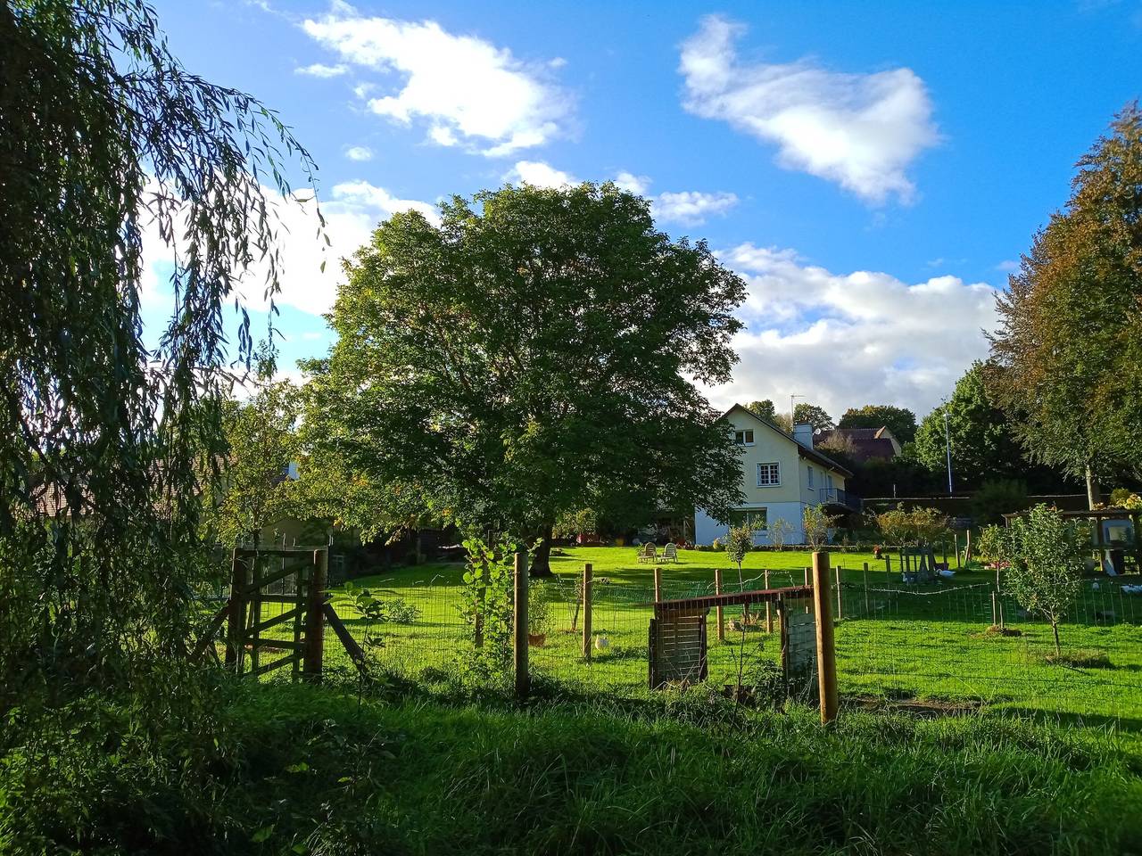 Maison d’hôtes « Karibu Normandy » avec terrasse partagée, jardin partagé et Wi-Fi in Saint-Désir, Région de Lisieux