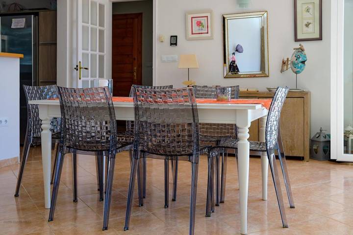 Casa rural para 8 personas, con Balcón y Terraza además de Jardín y Piscina en Palau Sabardera - 3