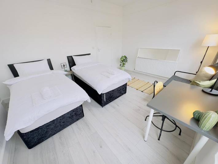 BnB für 4 Personen, mit Terrasse in London