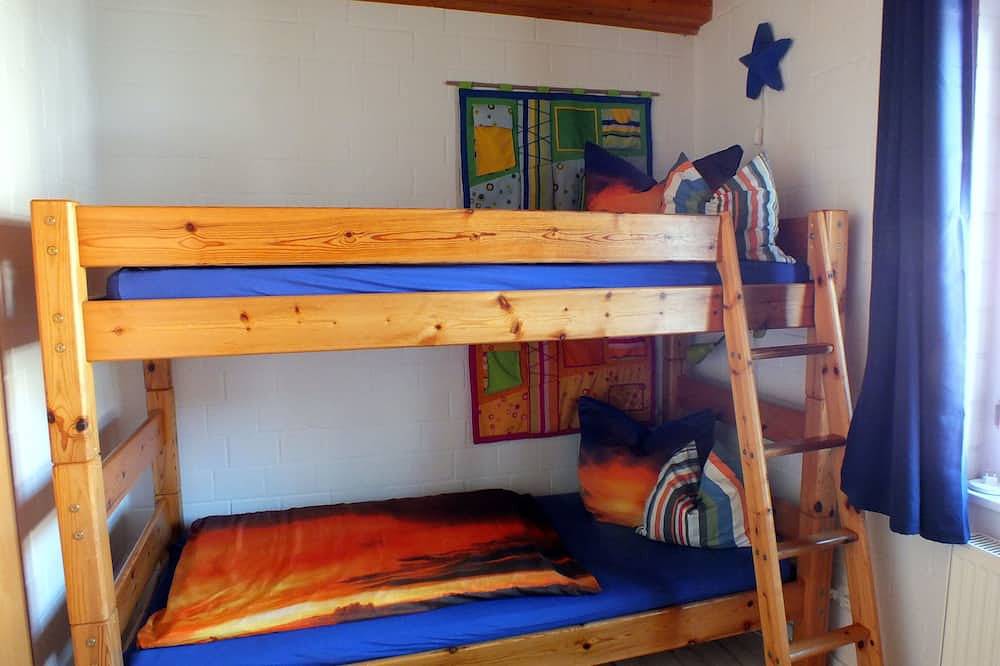 Ideal für Familien, strandnah, 3Sz, 6 Personen, Wlan, Parkplatz, Grill, Terrasse in Bansin, Heringsdorf