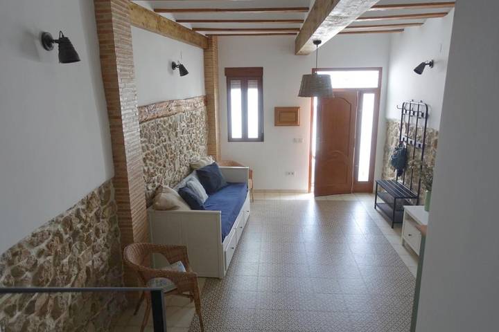 Gîte pour 6 personnes, avec vue et balcon à Chulilla - 4